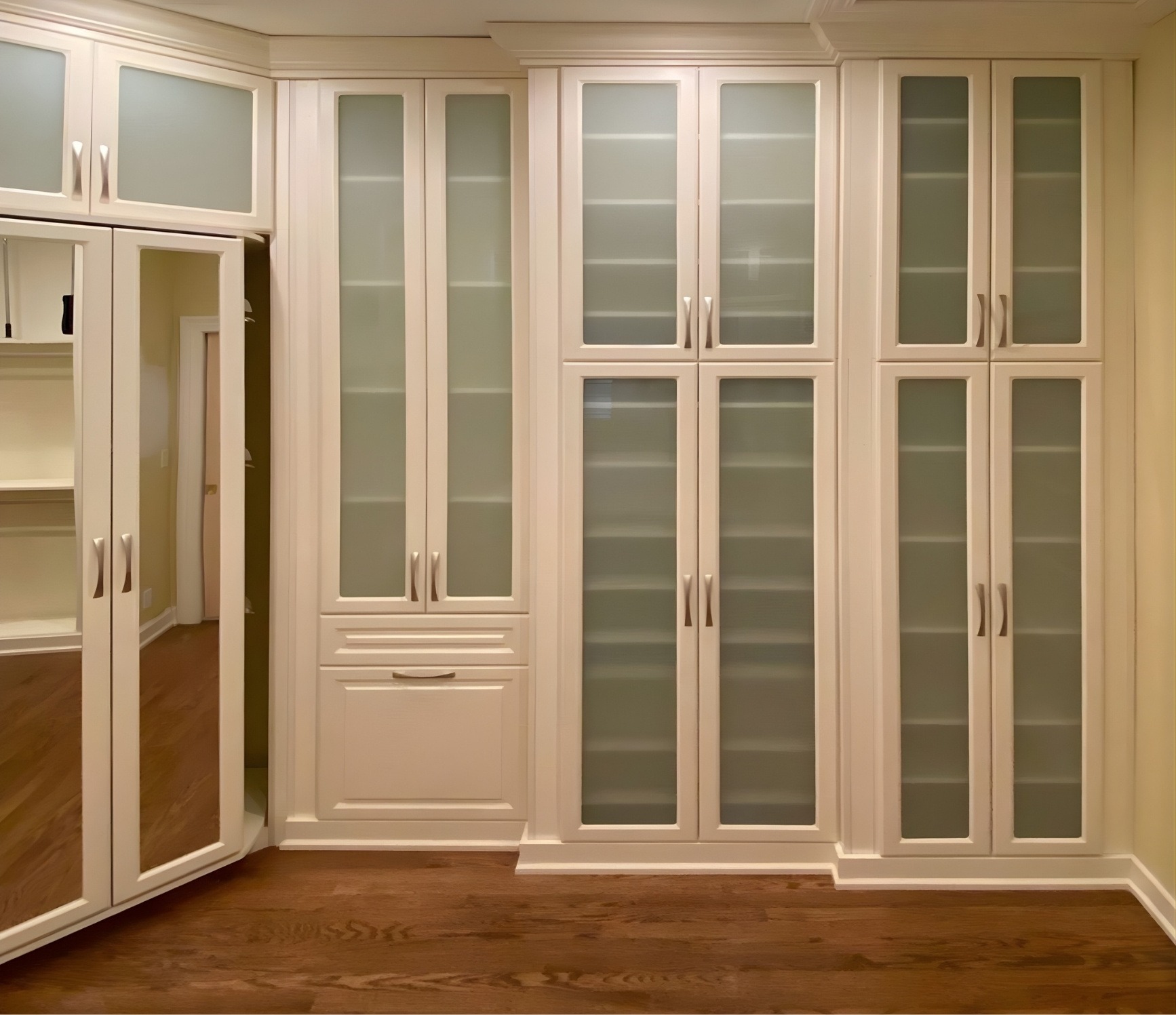 Custom-Closets-Walk-ins